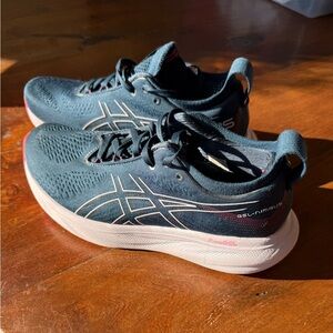 ASICS Gel-Nimbus Navy Sneakers with White Trim